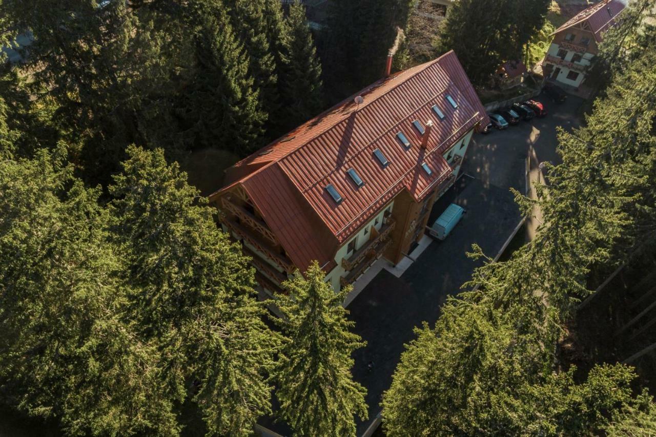 Hotel Jasna Demanovska Dolina Exterior photo